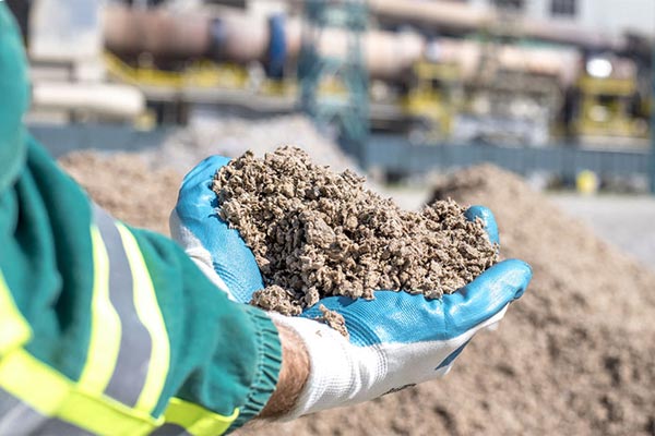 Edistä voimakkaasti betoninsekoituslaitosten ilmatiivistä parantamista ja muuntamista voittaaksesi